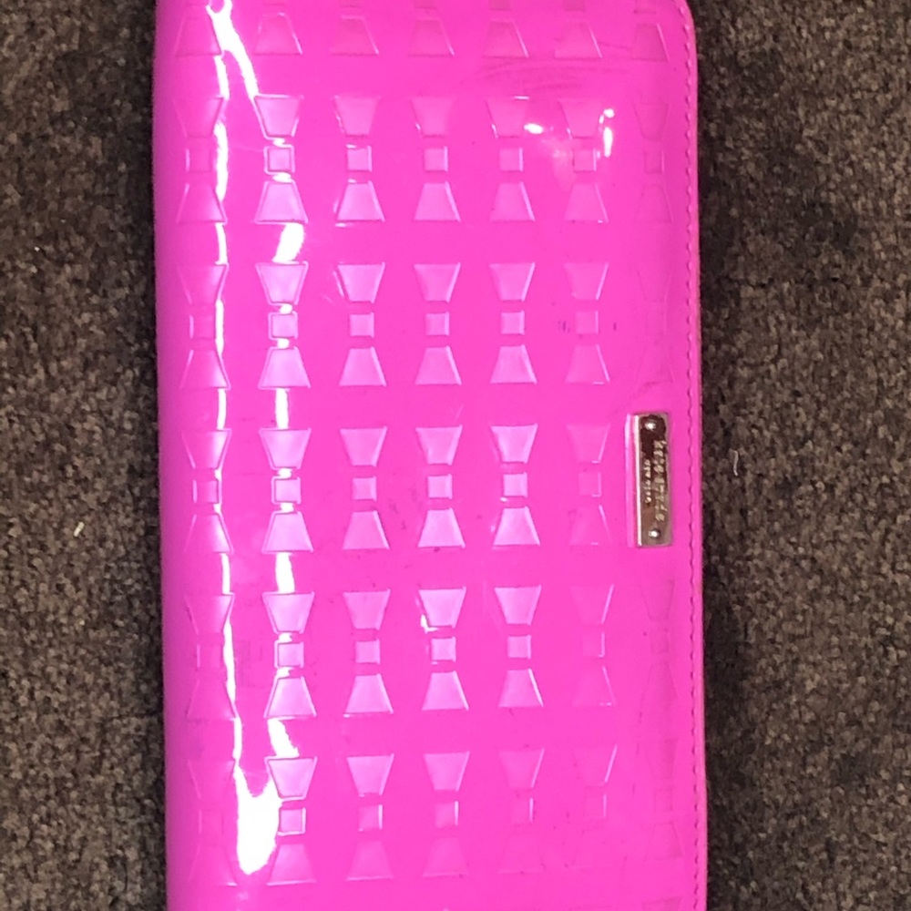 Kate spade pink wallet